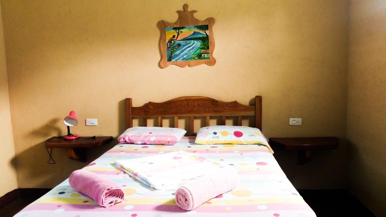 Hostel Life Is Good Moyogalpa Ngoại thất bức ảnh